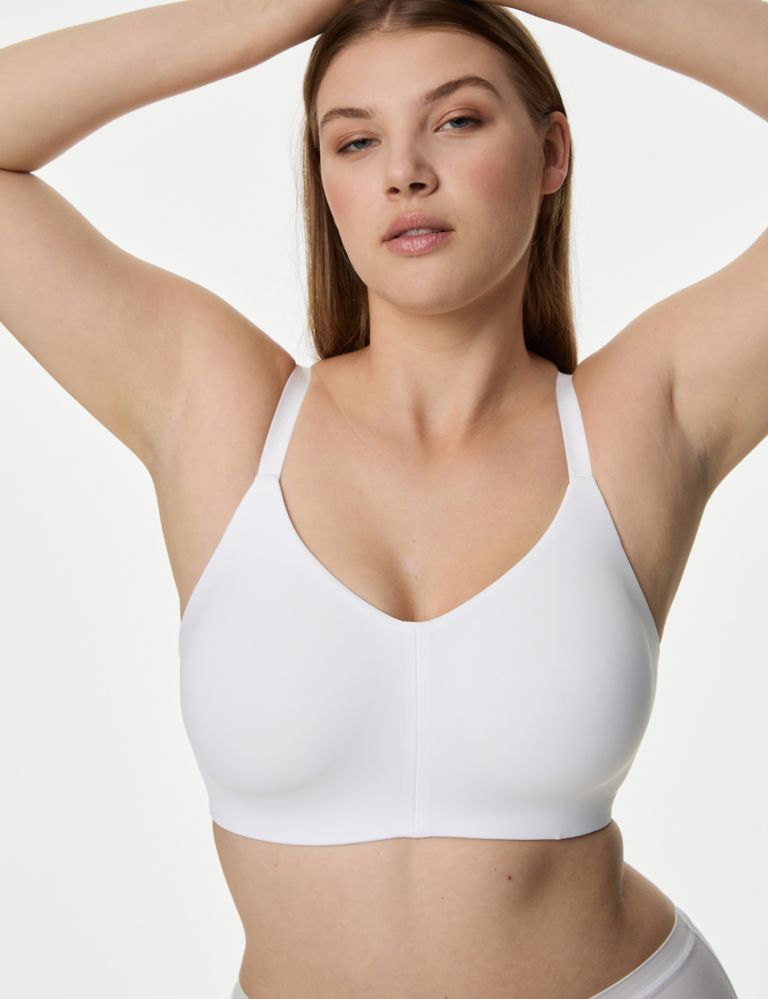 Flexifit™ Non-Wired Full Cup Bra F-H 3 of 8