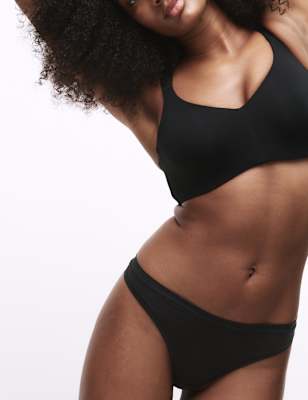 Essential Wired Minimiser Bra C-F, Triumph, M&S in 2023