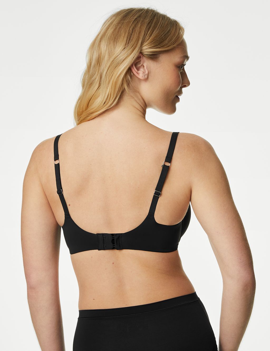 Flexifit™ Wired Push-Up Plunge Bra (A-E) 2 of 8
