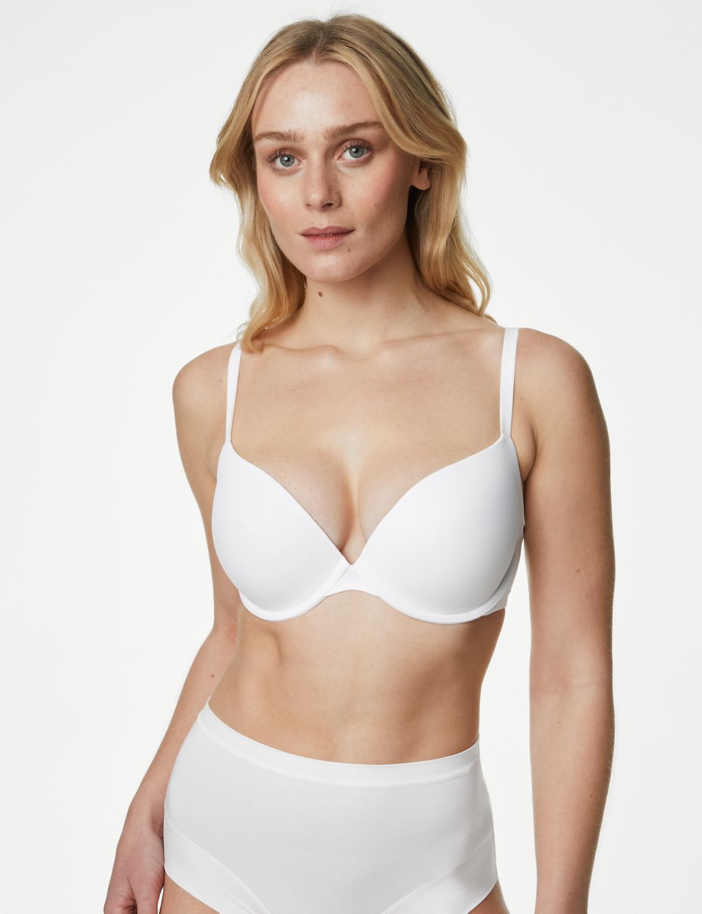 Flexifit™ Wired Push-Up Plunge Bra (A-E) 2 of 7