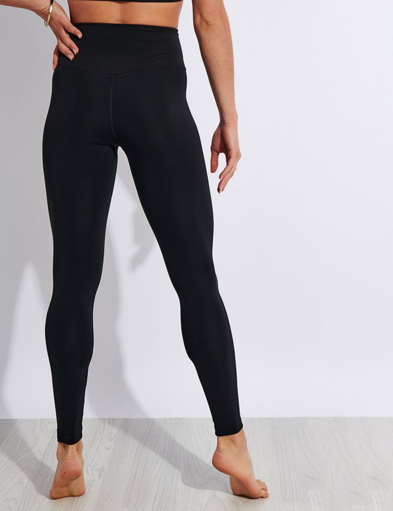HUE Women's Curl Up Waistband Ultra Brushed Leggings, Black, X-Small at   Women's Clothing store