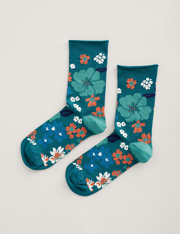 Floral Ankle High Socks Image 1 of 1