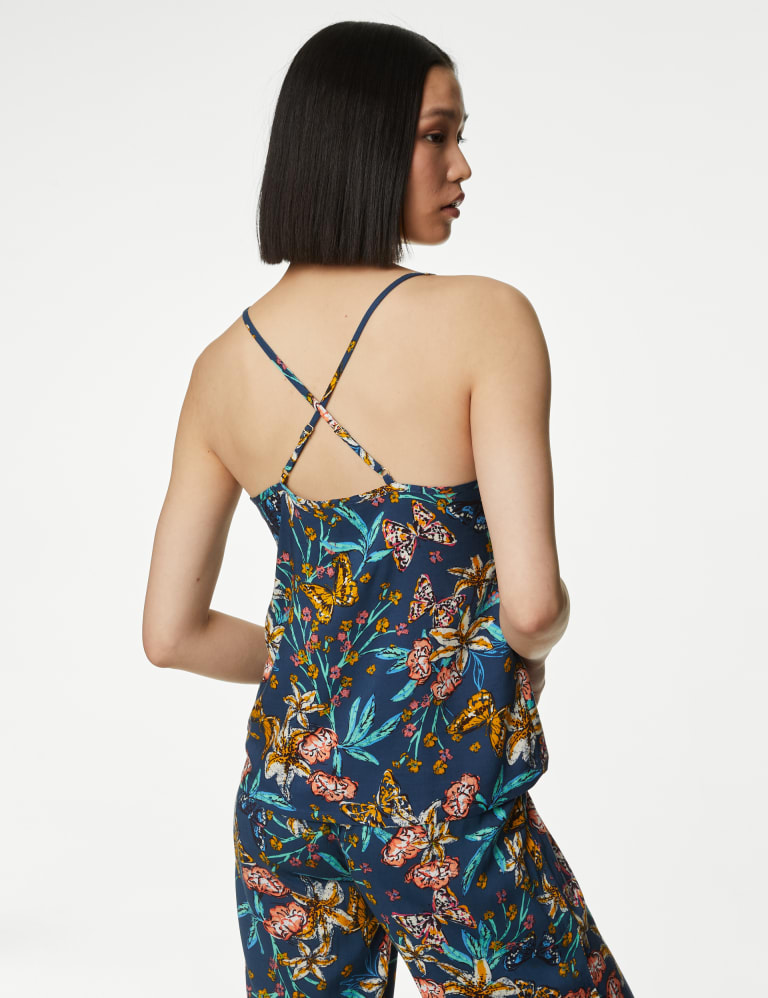 Floral cami deals