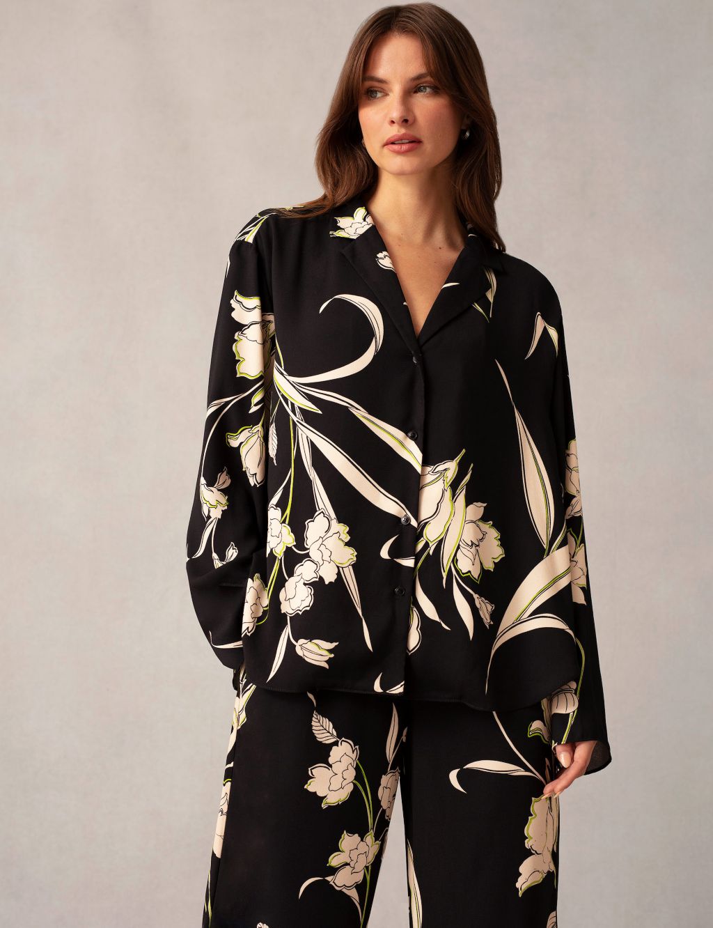 Floral Collared Relaxed Shirt 3 of 5