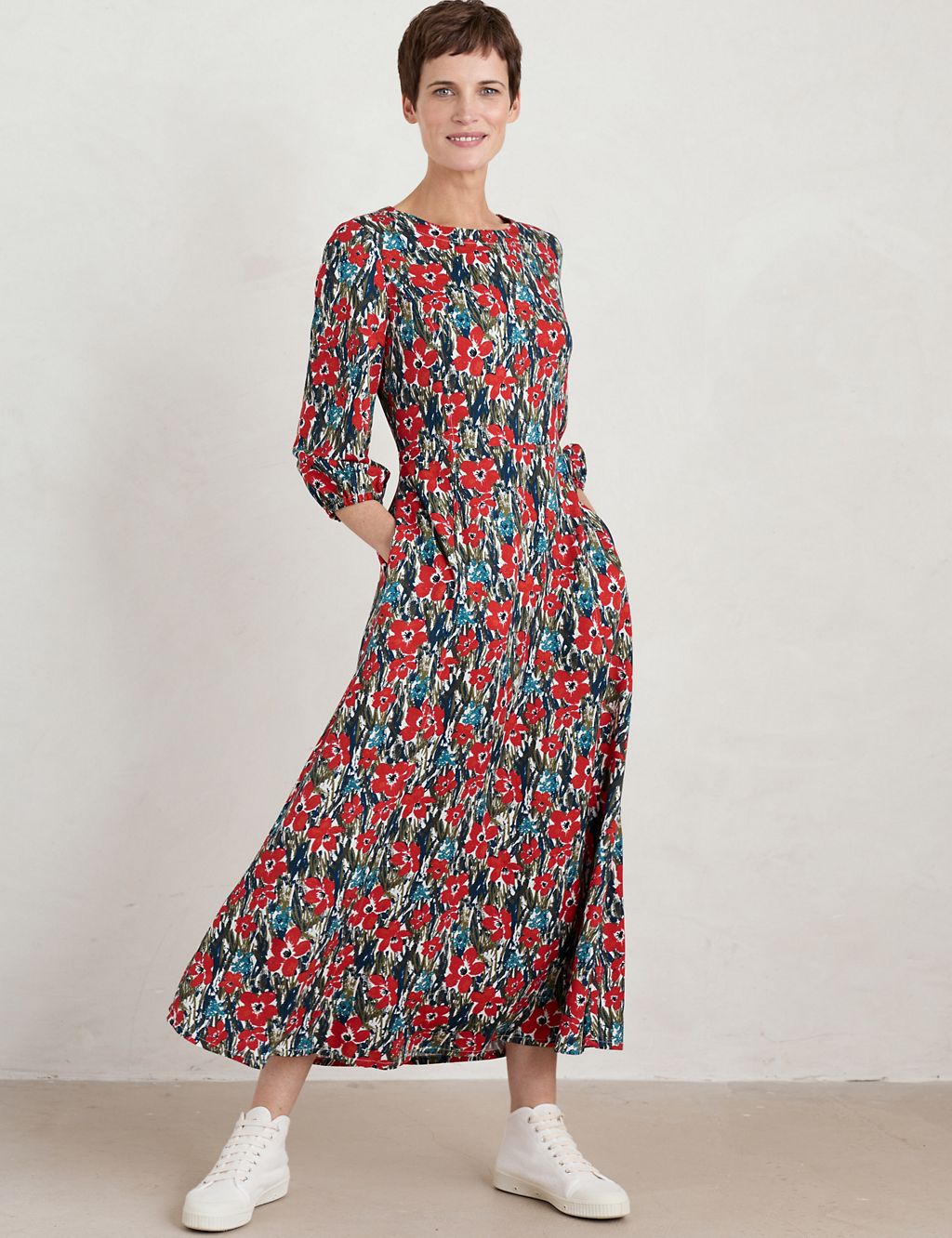Floral Crew Neck Maxi Waisted Dress 2 of 5
