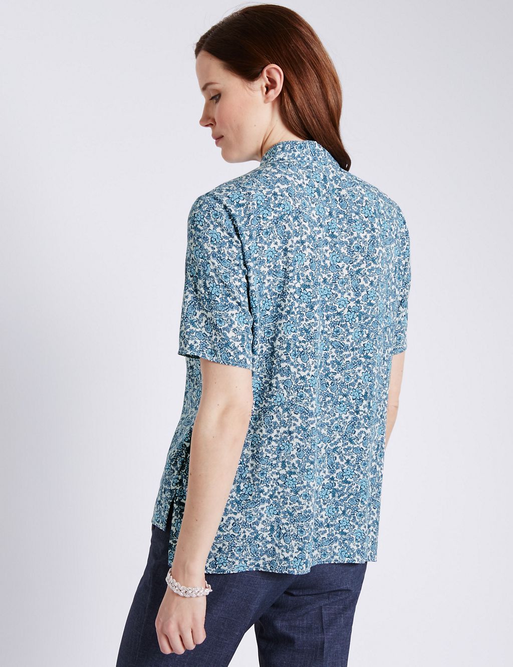 Floral Crinkle Effect Blouse 2 of 4