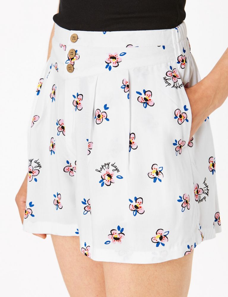 Floral High Waisted Shorts 4 of 4
