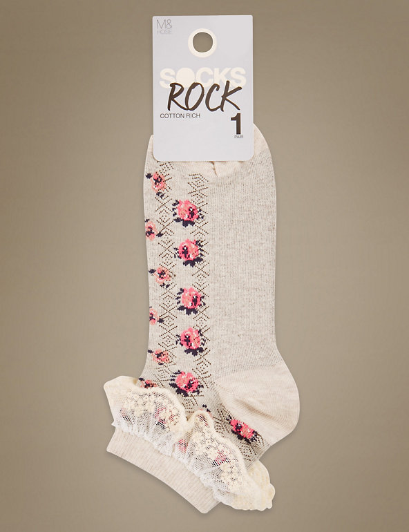 Floral Lace Anklet Socks Image 1 of 2