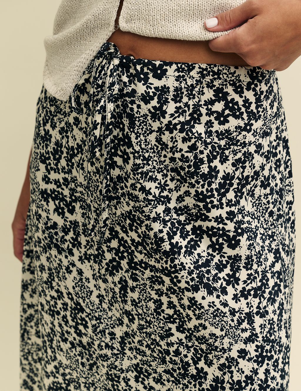 Floral Midaxi A-Line Skirt 6 of 8