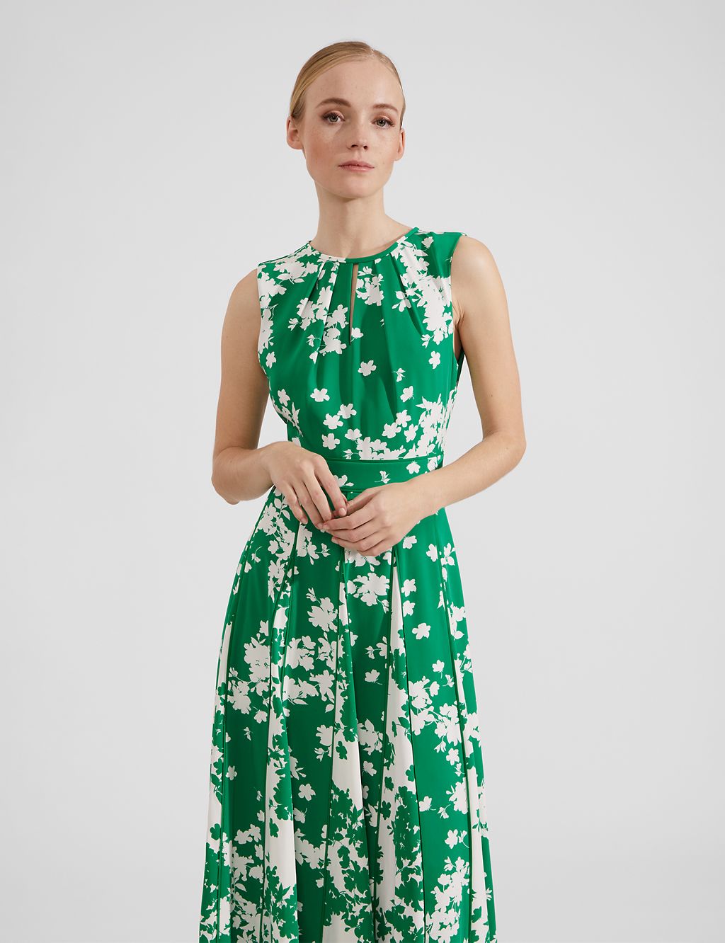 Floral Midaxi Waisted Dress 2 of 6