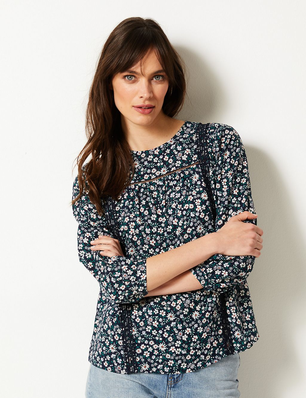 Floral Print Blouse with Linen 2 of 4