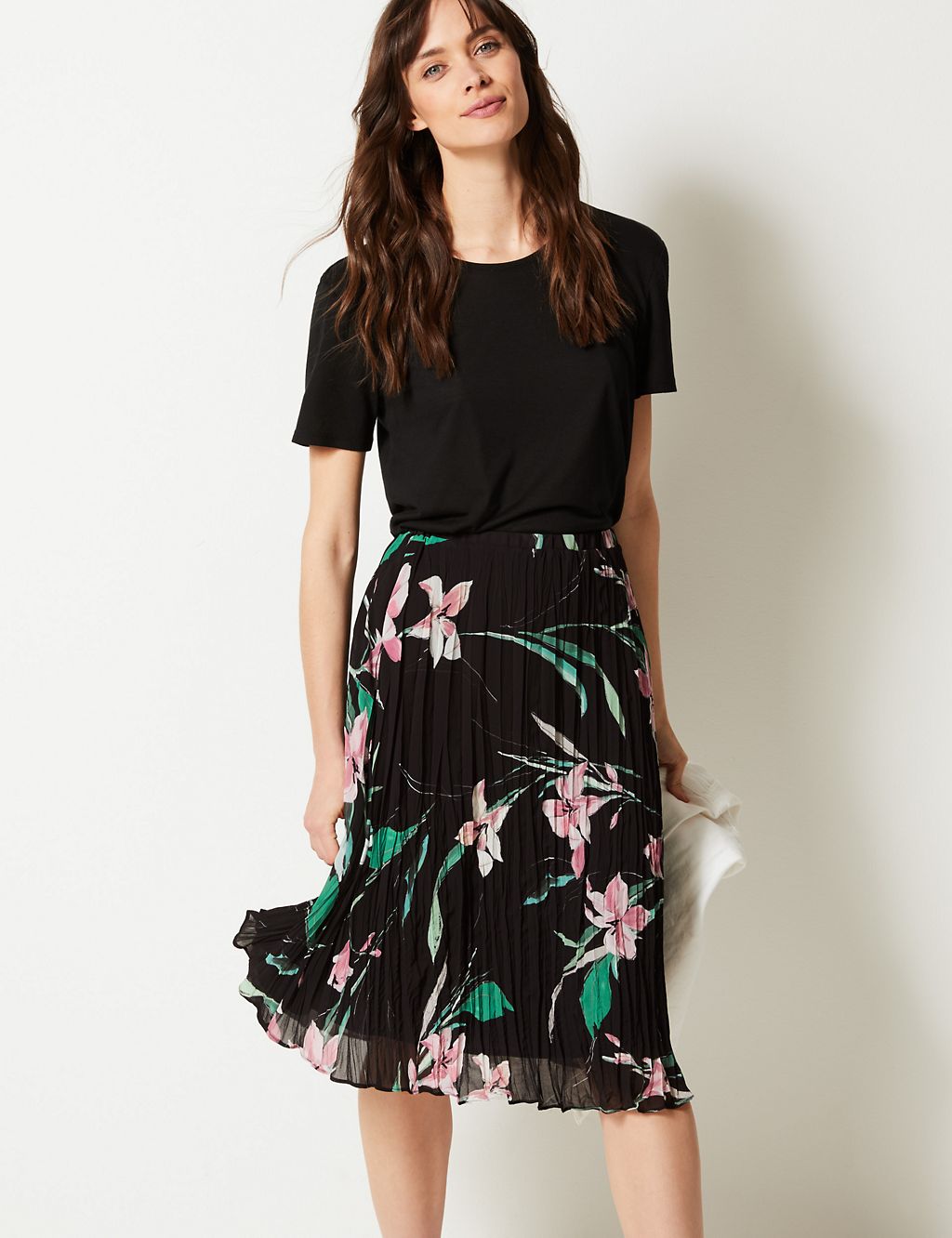 Floral Print Fit & Flare Skirt 3 of 4