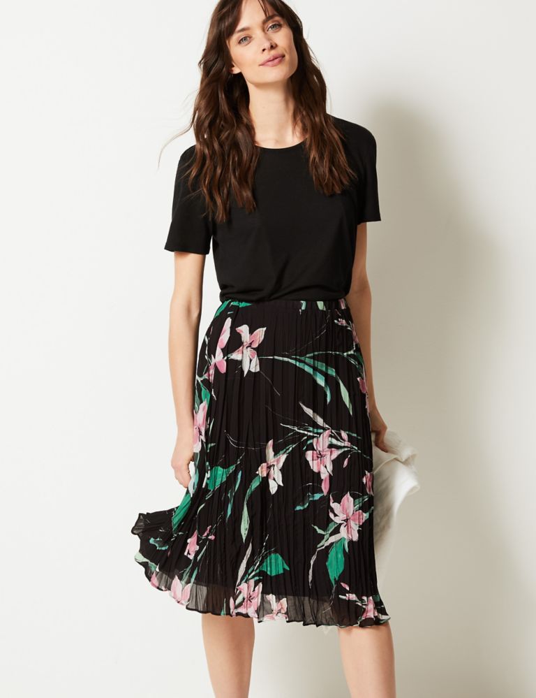 Floral Print Fit & Flare Skirt 1 of 4