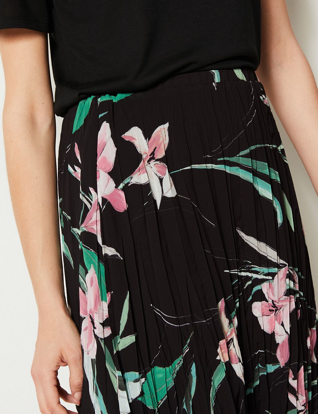 Floral Print Fit & Flare Skirt 4 of 4