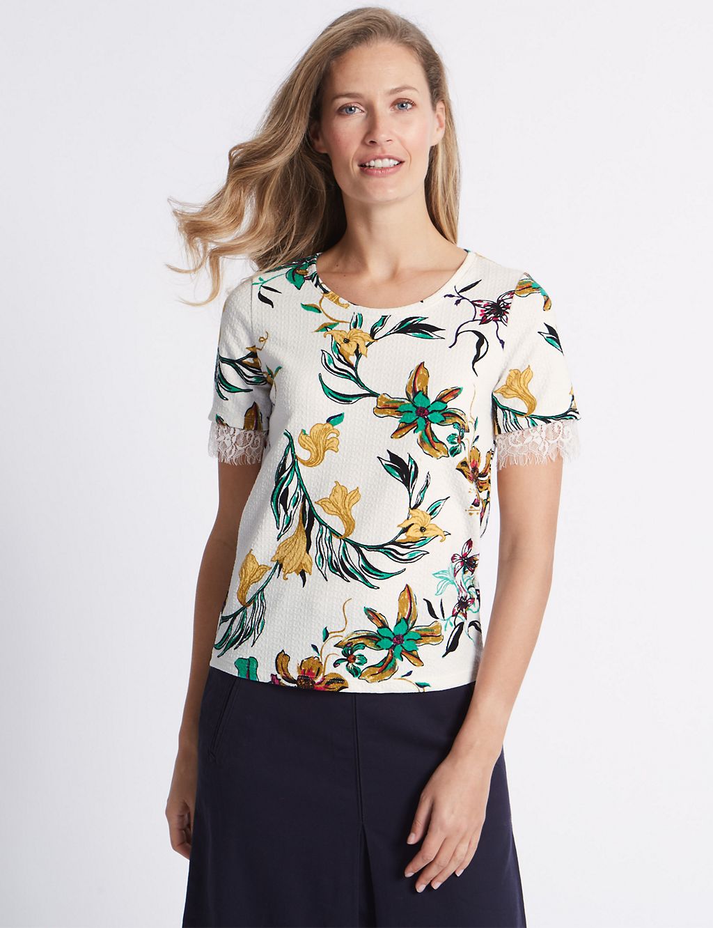 Floral Print Lace Hem Short Sleeve T-Shirt 3 of 4