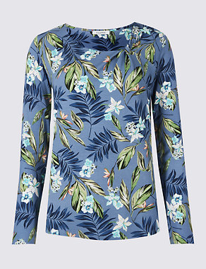 Floral Print Twisted Neck Long Sleeve Top Image 2 of 4
