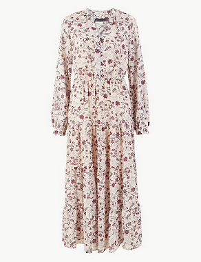 Floral Print Waisted Maxi Dress Image 2 of 4