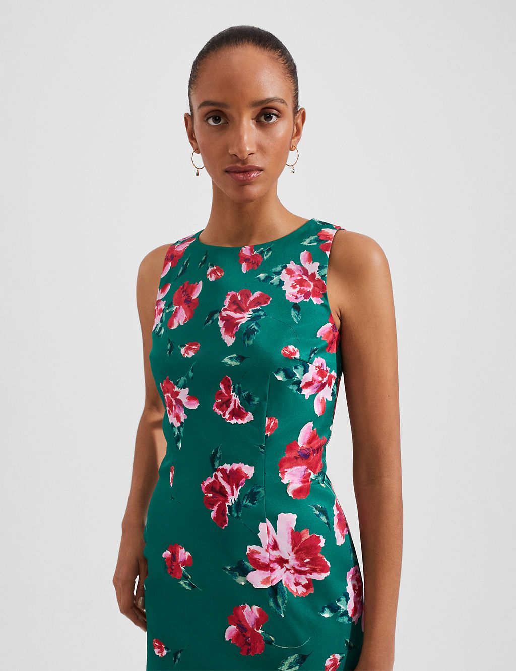 Floral Round Neck Knee Length Bodycon Dress 2 of 7