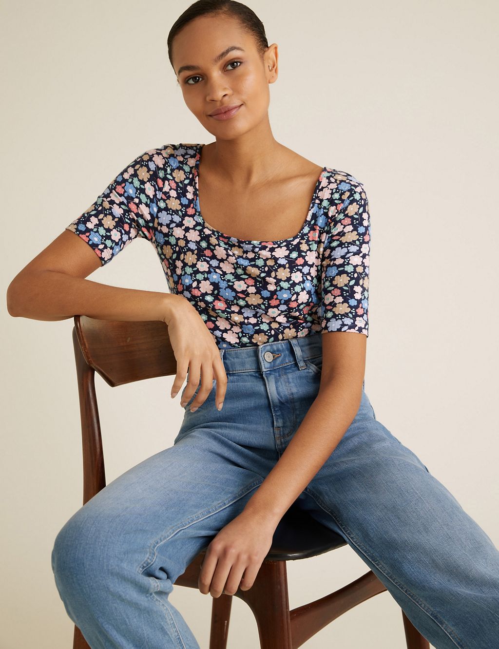 Floral Square Neck Fitted T-Shirt 3 of 5
