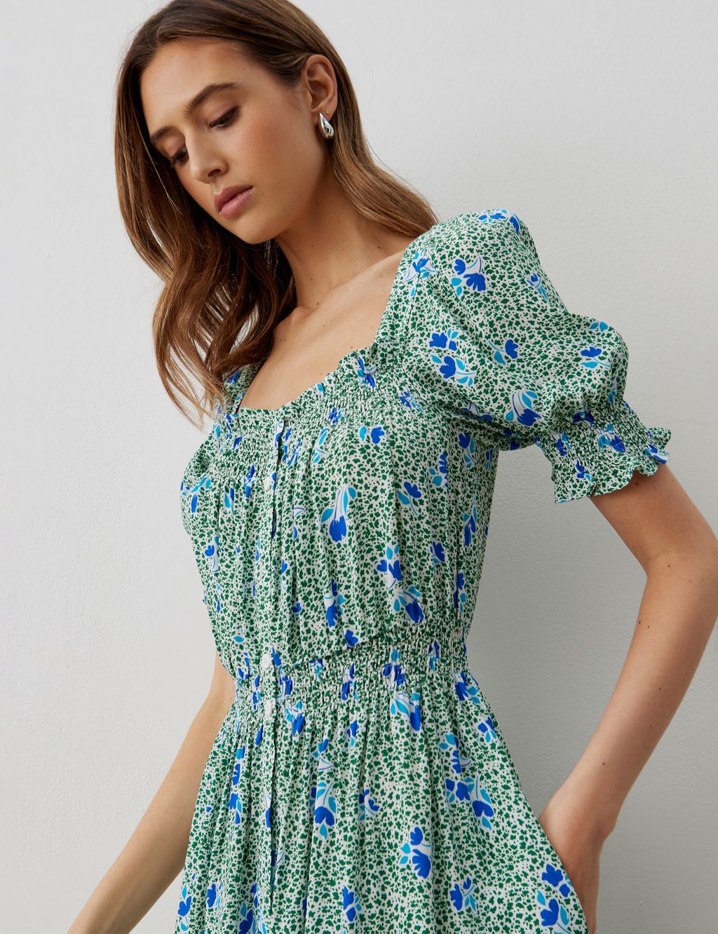 Floral Square Neck Midaxi Waisted Dress 2 of 4