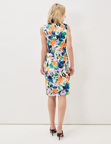 Floral V-Neck Knee Length Shift Dress 4 of 4