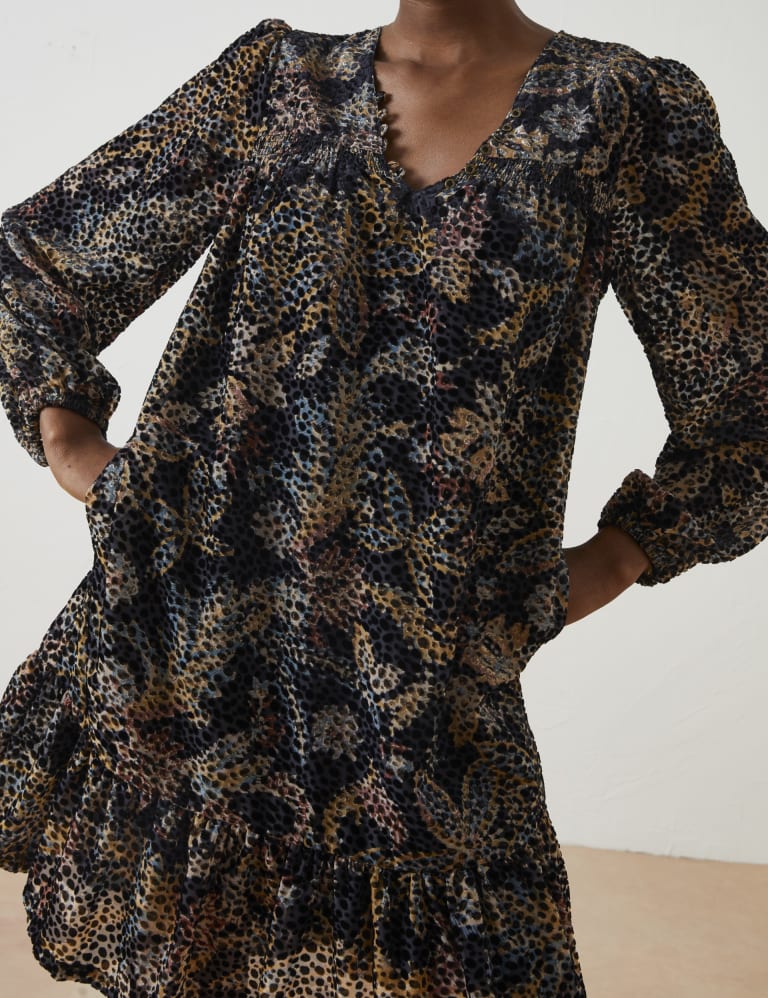 Leopard print knee length dress online