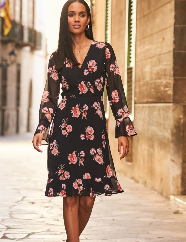 Black v neck wrap dress top