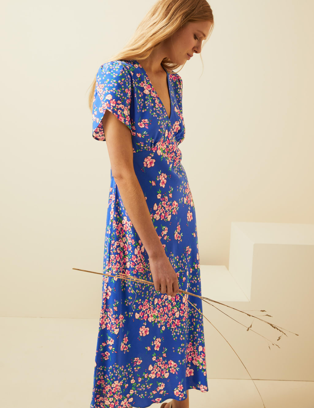 Floral V-Neck Midi Tea Dress | Mu0026S X GHOST | Mu0026S