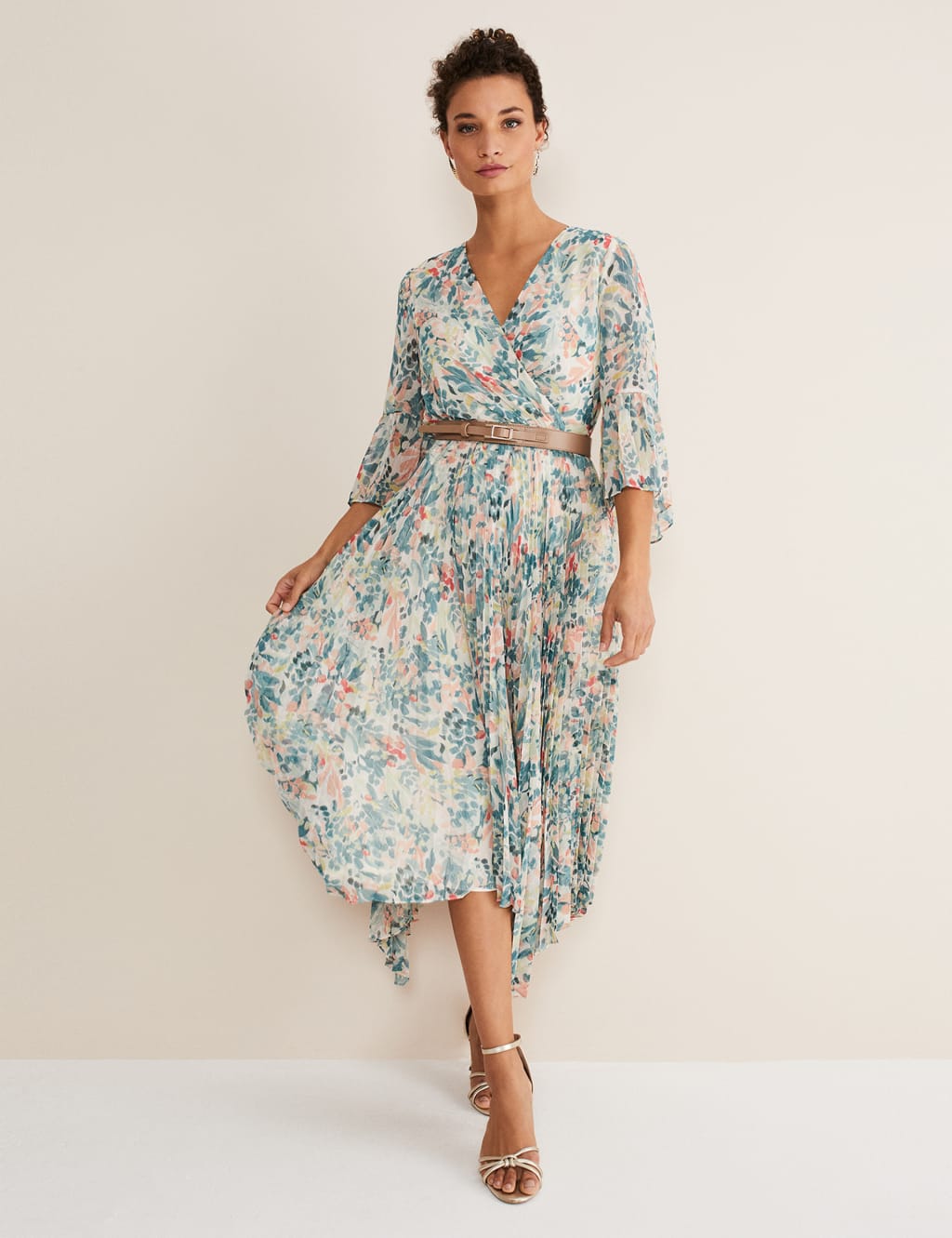 Floral V-Neck Pleated Midi Tea Dress 3 of 5