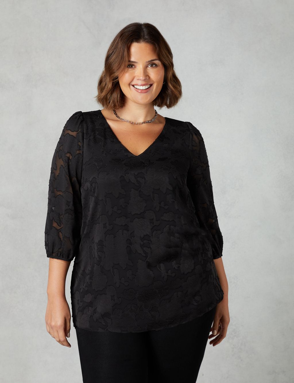 Floral V-Neck Relaxed Puff Sleeve Blouse 3 of 5