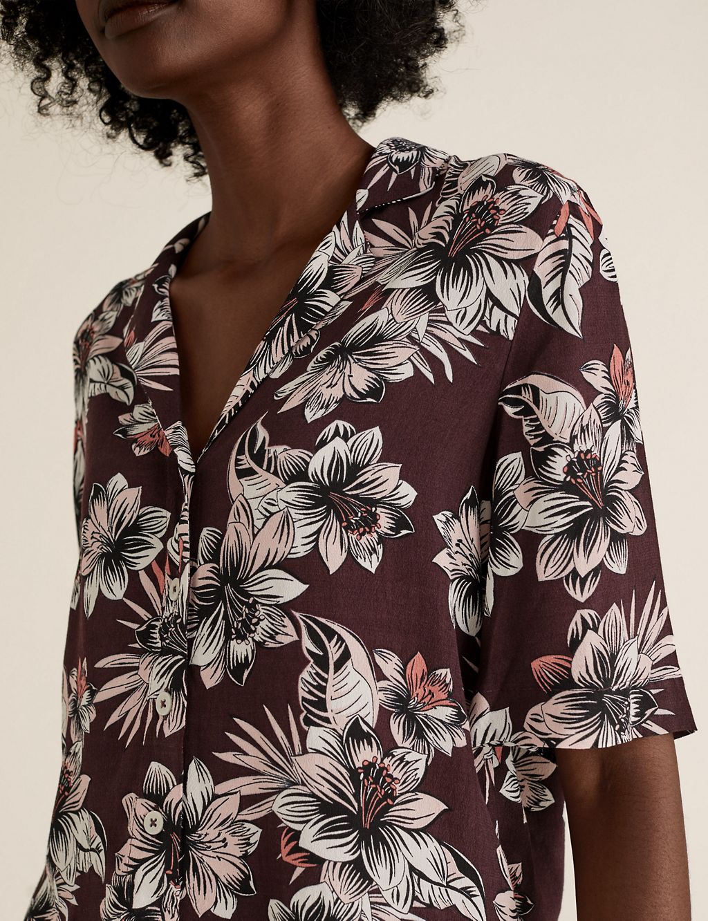 Floral V-Neck Short Sleeve Shirt 4 of 5