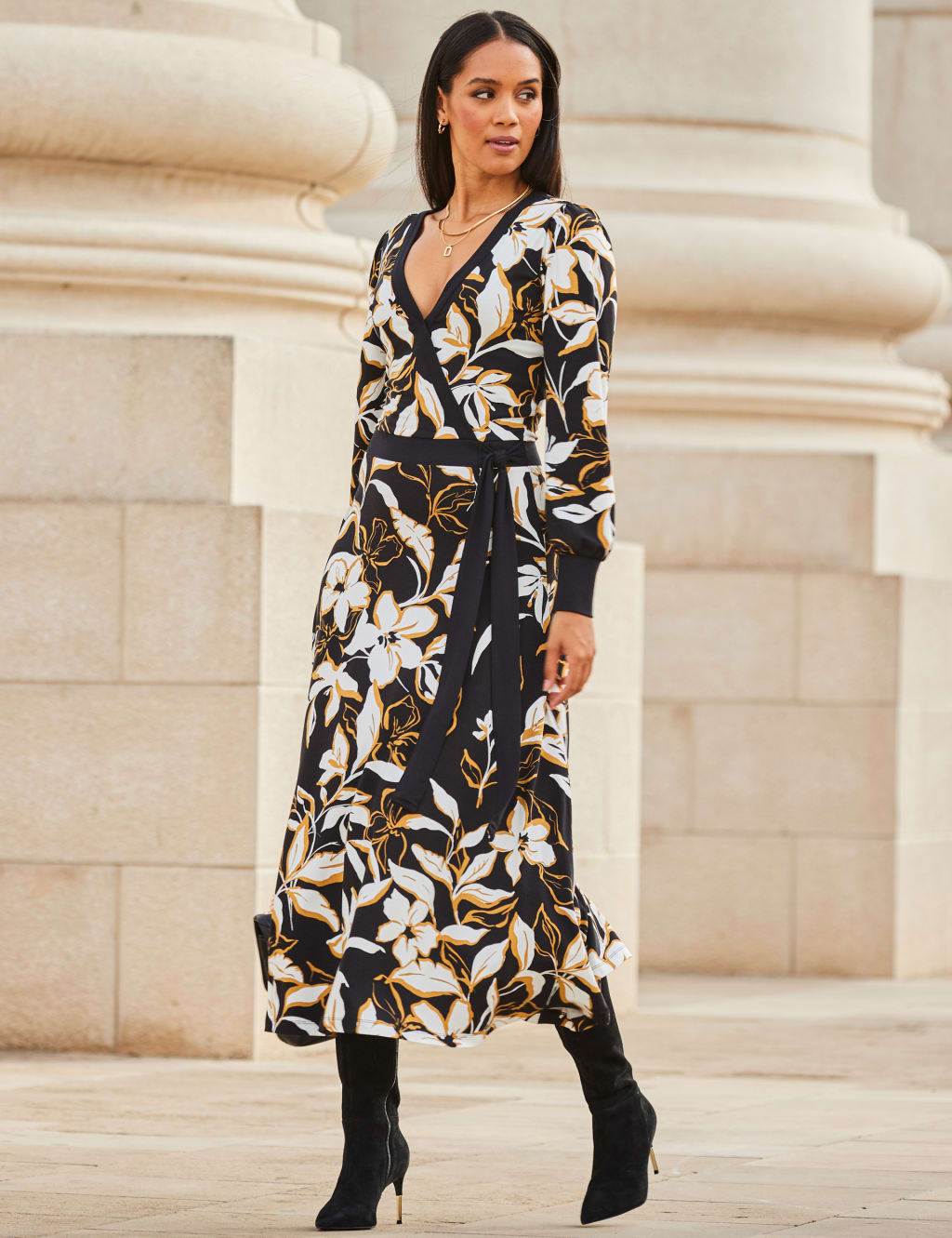 Shayna floral print wrap midi dress sale