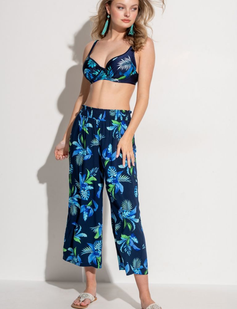 Floral Wide Leg Cropped Beach Trousers 4 of 4