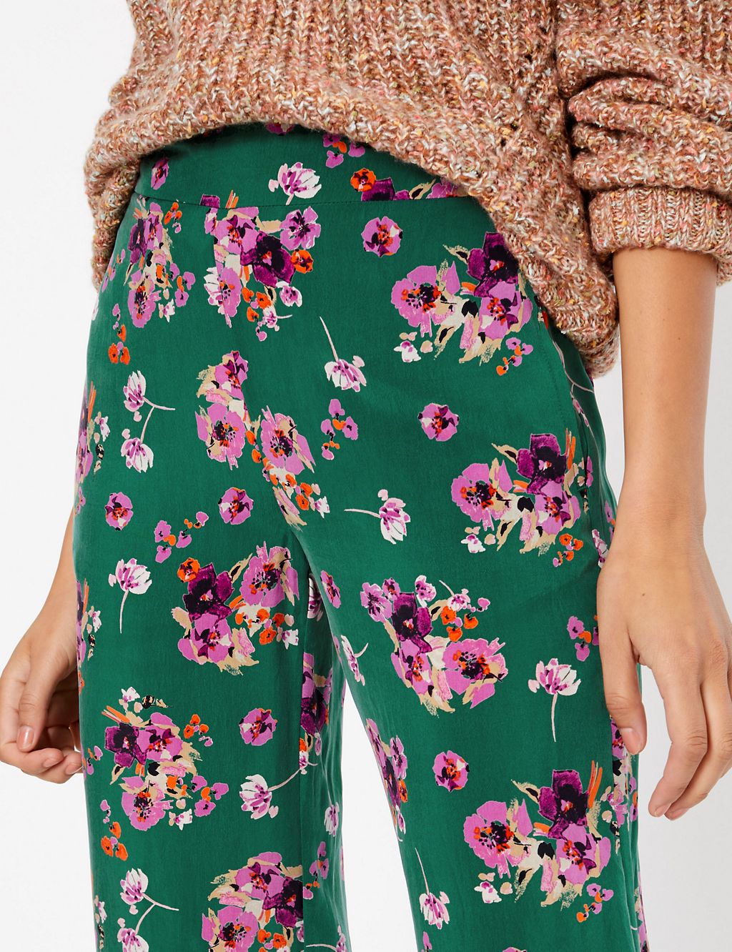 Floral Wide Leg Cropped Trousers 4 of 5