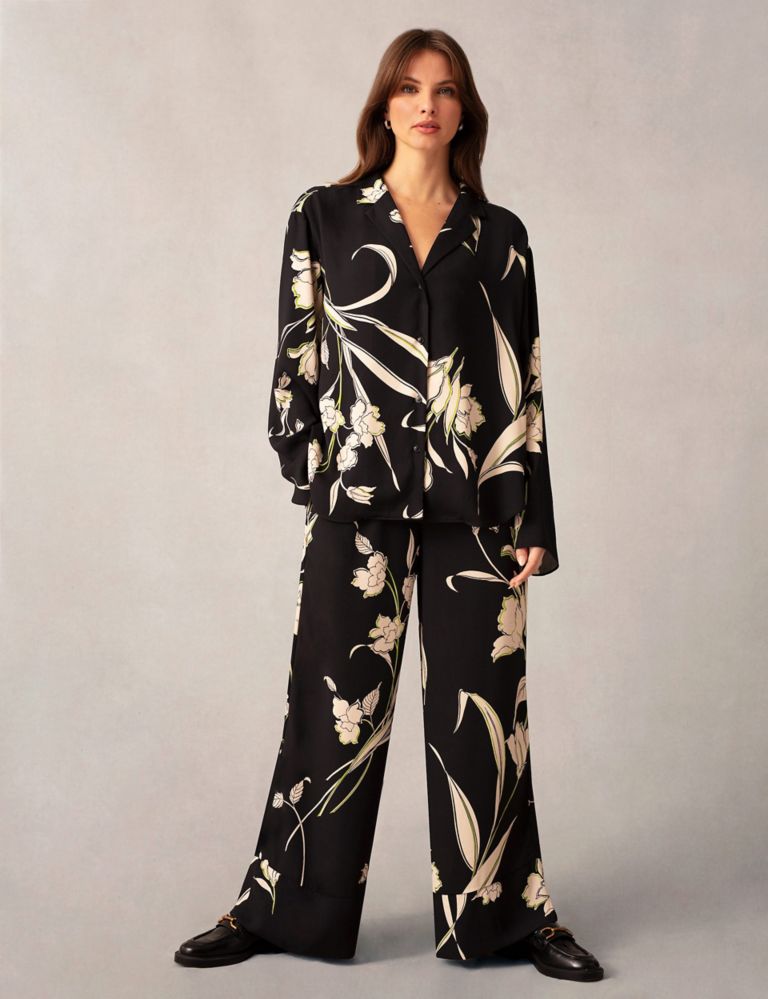 Floral Wide Leg Trousers 1 of 4