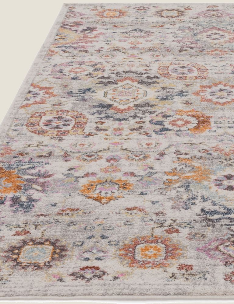 Flores Rug 3 of 4