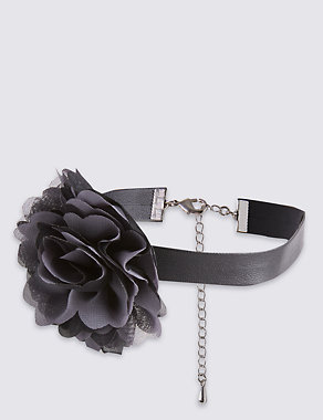 Flower Choker Necklace Image 2 of 3
