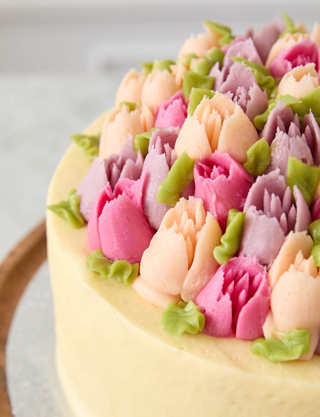 Flower Festival Tulip Cake (Serves 24) M&S