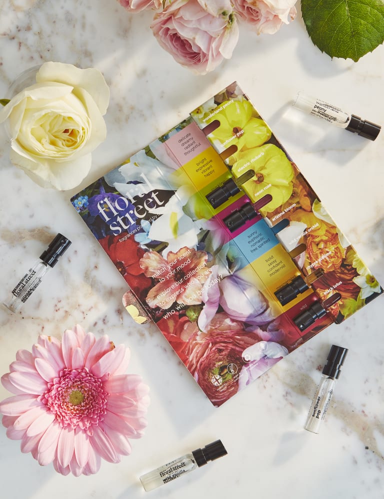 Clarks online scent flower