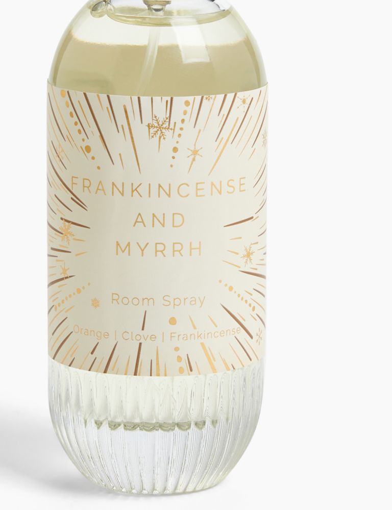 Frankincense & Myrrh Room Spray 3 of 3