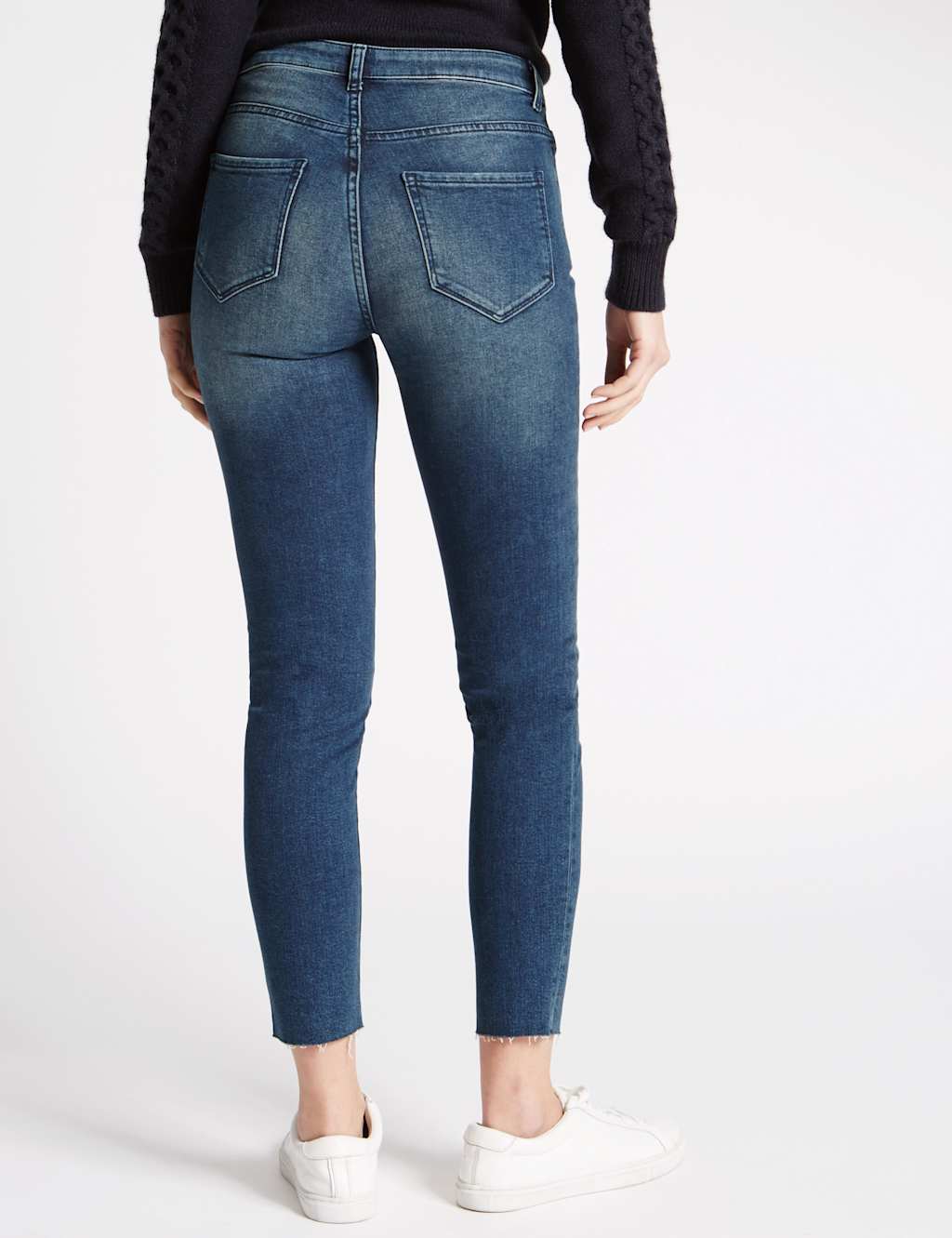 Frayed Hem Skinny Leg Jeans 4 of 6
