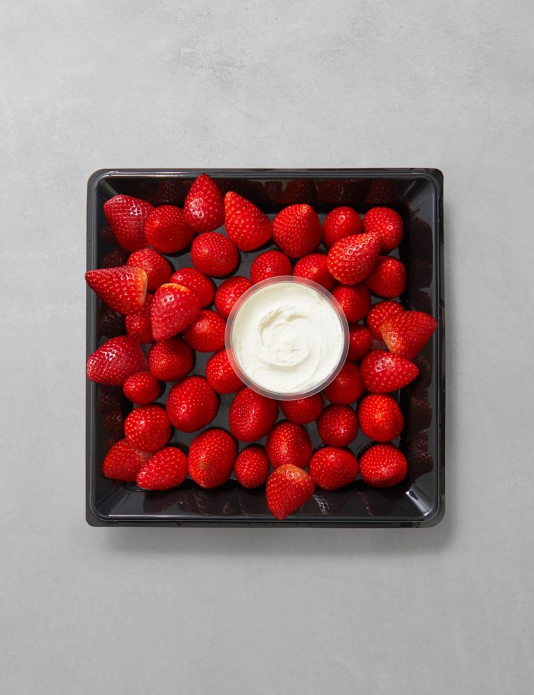 Fresh Strawberries & Whipped Cream (Serves 8) 2 of 5