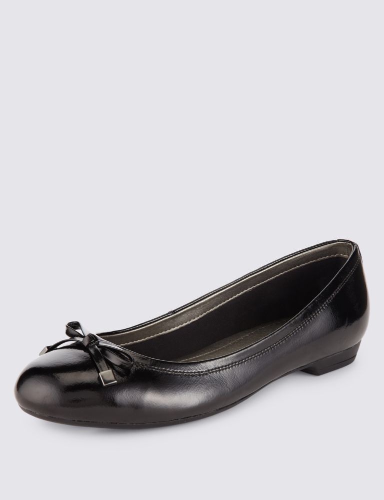 Freshfeet™ Leather Flat Bow Pumps with Insoli®a Flex® 1 of 4