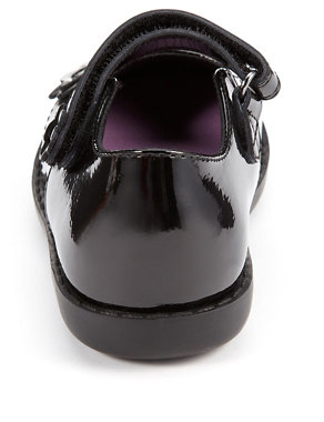 Freshfeet™ Leather Floral Appliqué Stud School Shoes with Silver Technology (Younger Girls) Image 2 of 4