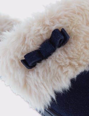 Clogs with best sale fur trim