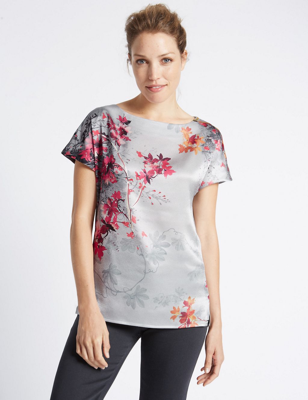 Front Floral Print Short Sleeve Jersey Top 3 of 4