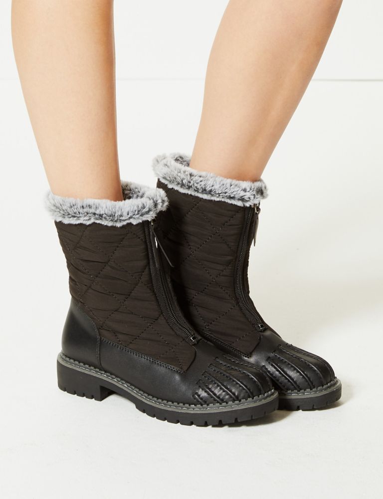 Front Zipped Quilted Duck Boots 1 of 6