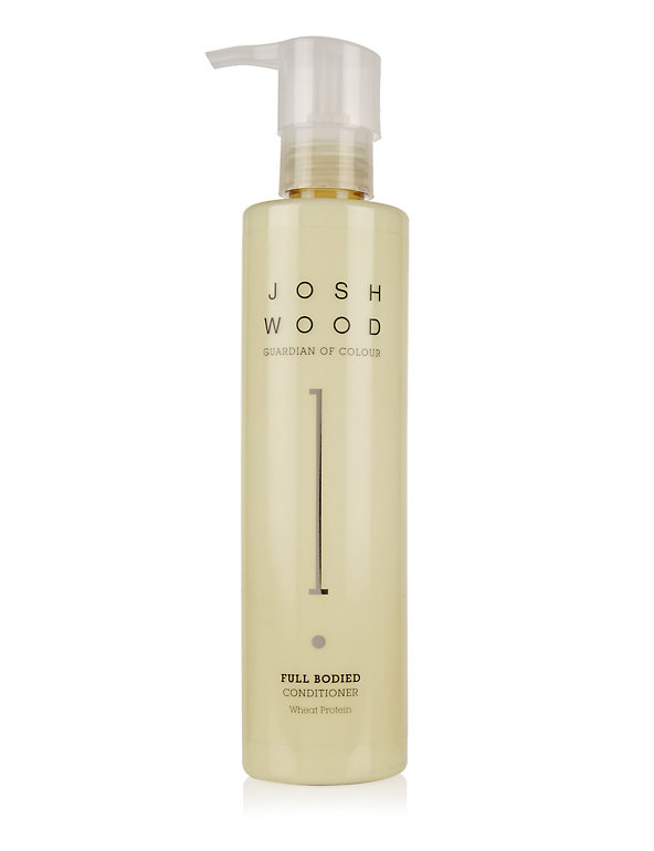 Full Bodied Conditioner 250ml Image 1 of 1