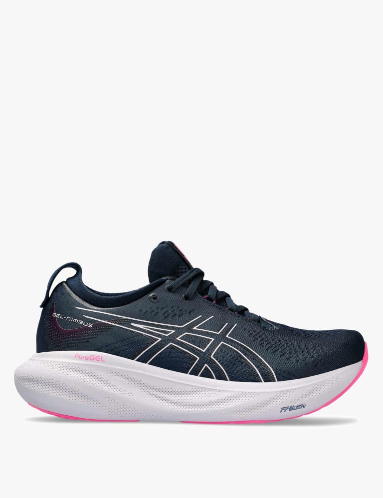 The Asics Gel-Nimbus 24 Is Now Up to 50% Off on  - Men's Journal