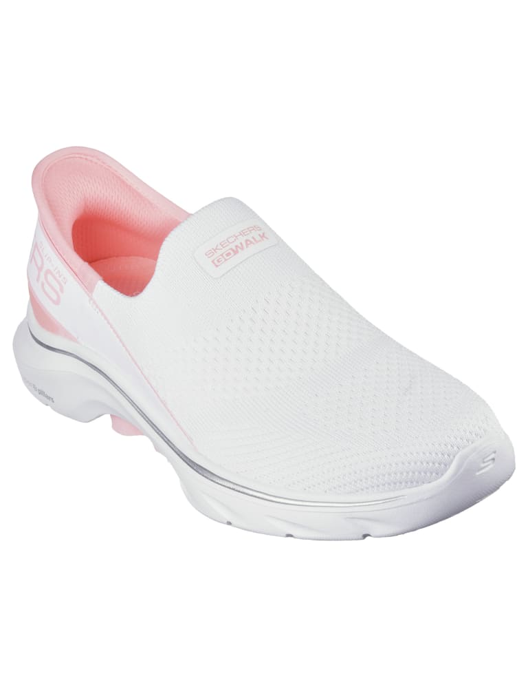 GOwalk 7 Mia Slip in Trainers Skechers M S